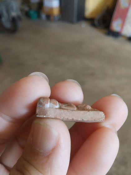 พระเนื้อดินผสมผงพิมพ์เล็ก(พระพิมพ์พระหลวงพ่อโต(วัดพนัญเชิงวรวิหาร)(จังหวัดพระนครศรีอยุธยา))พระบ้านพระเครื่องรางของมงคล รูปที่ 14