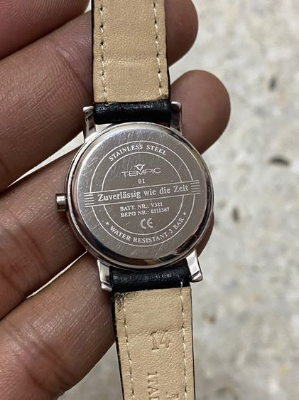 นาฬิกายี่ห้อ TEMPIC  ควอทซ์ ของแท้มือสอง สแตนเลส สายหนังเปลี่ยนใหม่ 900฿   รูปที่ 2