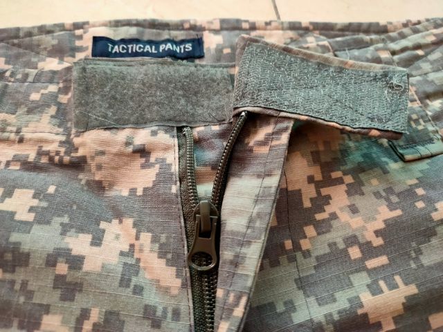 TACTICAL PANTS ACU Camouflage Combat Pants Military กางเกงยุทธวิธี สภาพใหม่มากถึงโคตรมาก ไม่มีตำหนิ ไม่มีขาด,ปะ 
 รูปที่ 2