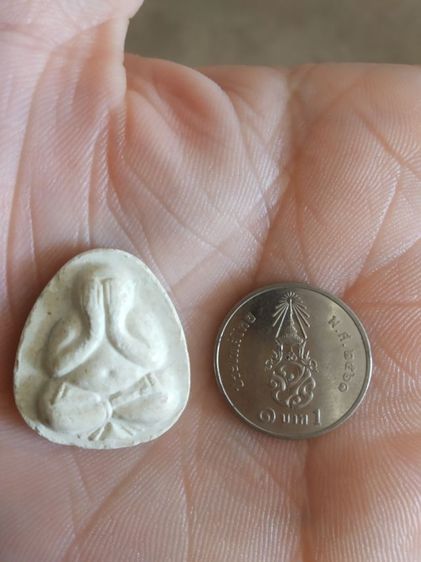 พระเนื้อผง(พระปิดตาเนื้อผง(พระเกจิ)พระหลวงพ่อแดง(วัดอินทารามวรวิหาร)(จังหวัดสมุทรสงคราม))พระบ้านพระเครื่องรางของมงคล รูปที่ 10