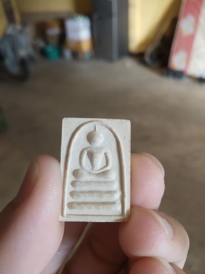 พระเนื้อผงผสมว่าน(พระสมเด็จพิมพ์คะแนนพระหลวงพ่อแพ(พระเกจิ)(วัดพิกุลทอง)(จังหวัดสิงห์บุรี))พระบ้านพระเครื่องรางของมงคล รูปที่ 9