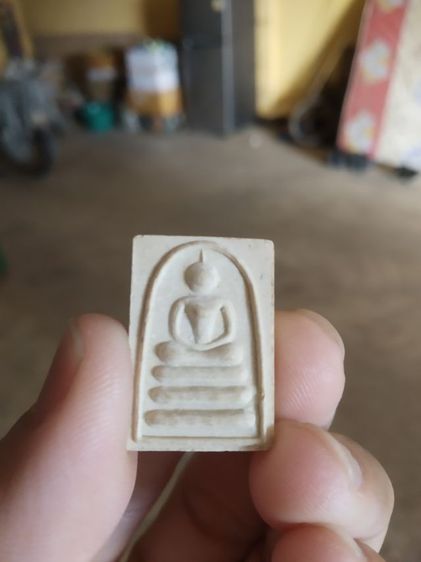 พระเนื้อผงผสมว่าน(พระสมเด็จพิมพ์คะแนนพระหลวงพ่อแพ(พระเกจิ)(วัดพิกุลทอง)(จังหวัดสิงห์บุรี))พระบ้านพระเครื่องรางของมงคล รูปที่ 5