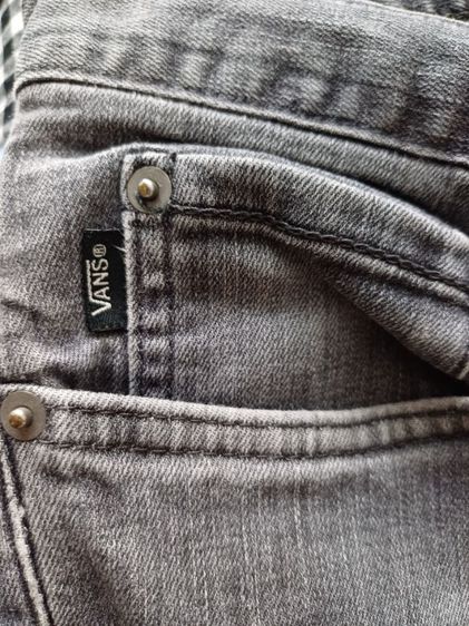 Vans V56 Standard Jeans Men 
Size 28×30   รูปที่ 16