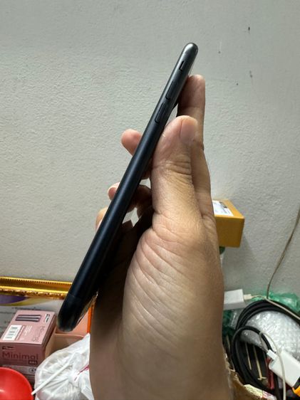 iPhone SE 3 64 gb สีดำ ประกันเหลือ รูปที่ 3