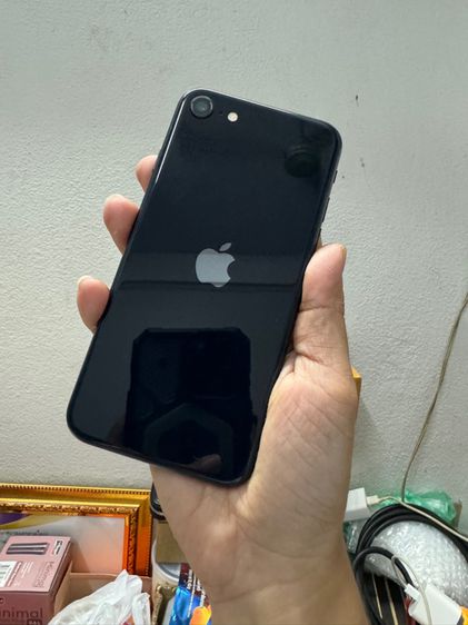 iPhone SE 3 64 gb สีดำ ประกันเหลือ รูปที่ 2