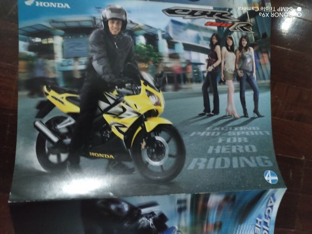 โบรชัวร์​รถ​จักรยาน​ยนต์​ HONDA​ CBR 150R รูปที่ 7