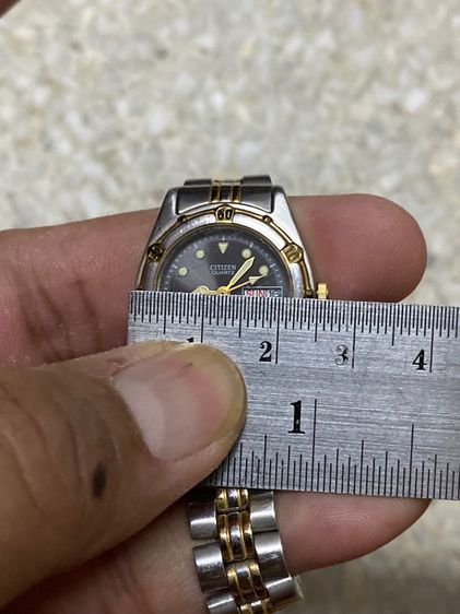 นาฬิกายี่ห้อ CITIZEN ควอทซ์ เลดี้ แท้มือสอง  สแตนเลส สายยาว 17 เซนติเมตร  750฿ รูปที่ 7