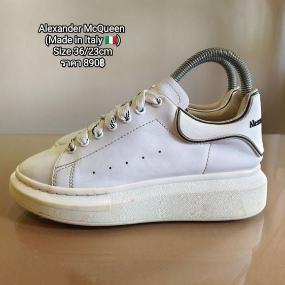 Alexander McQueen
(Made in Italy 🇮🇹)
Size 36ยาว23cm รูปที่ 1