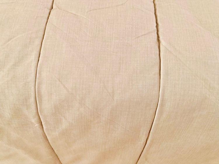 ผ้าปูรองนอน (แบบหนา) ขนาด 5ฟุต เอิร์ธโทนสีน้ำตาลเย็บลายลอนทั้งผืน ปฝยี่ห้อ MAATILA (สภาพใหม่) (สินค้าหายาก) รูปที่ 5
