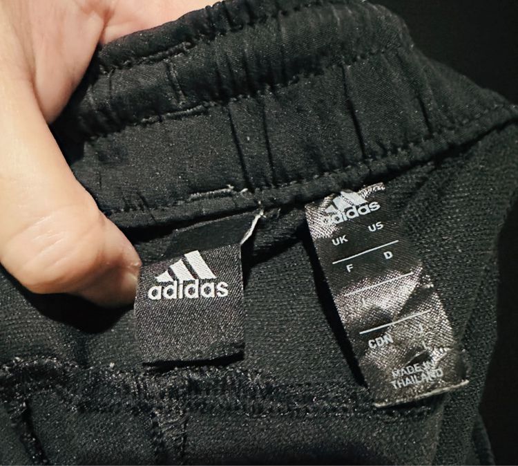 กางเกงสีดำ(ผ้าร่ม) แบรนด์ addidas รูปที่ 3