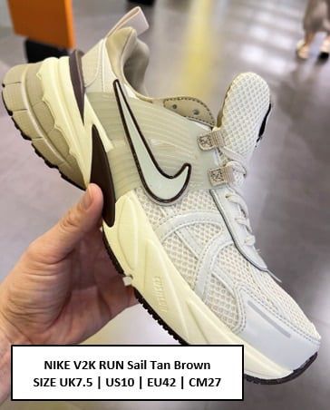 Nike V2K Run Sail Tan Brown