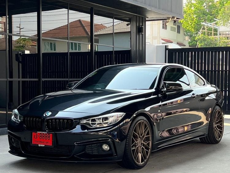 รถ BMW Series 4 420d สี ดำ