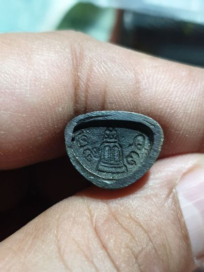 รูปหล่อ สมเด็จพระพุฒจารย์โต วัดระฆังโฆสิตาราม จ.กรุงเทพ เนื้อนวะโลหะ ปี ๒๕๓๖

หายากแล้ว รูปที่ 2