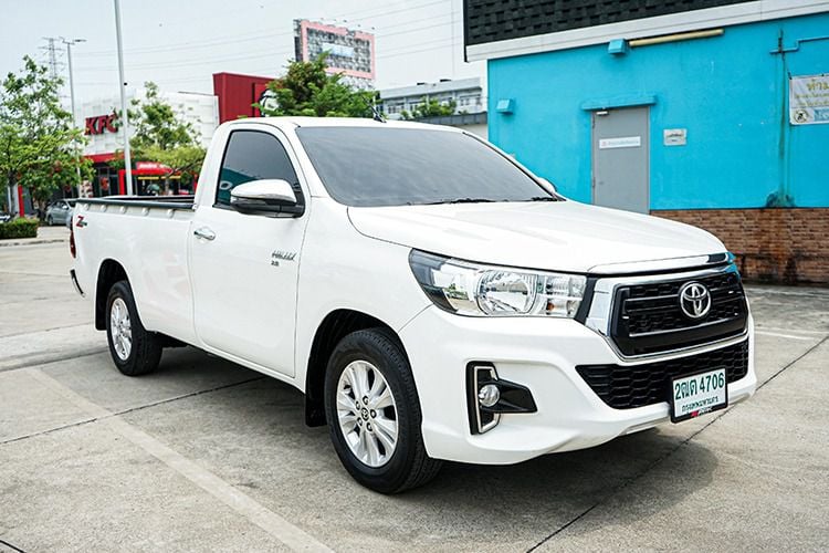 Toyota Hilux Revo 2018 2.8 J Plus Pickup ดีเซล ไม่ติดแก๊ส เกียร์ธรรมดา ขาว รูปที่ 2
