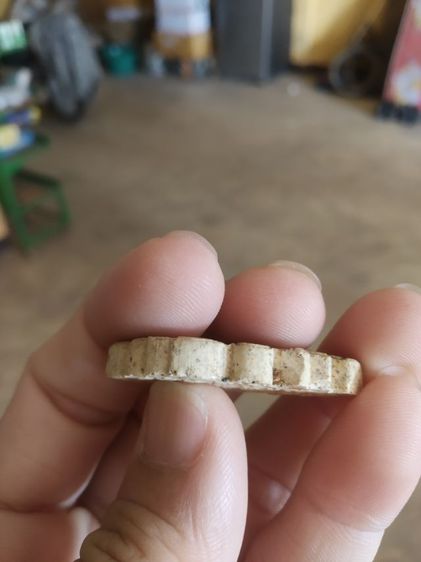 พระเนื้อผงผสมว่าน(พระผงหลวงพ่อบ้านแหลม(เนื้อผงพุทธคุณ)วัดเพชรสมุทรวรวิหาร(รุ่นสมโภชพระอุโบสถ)(จังหวัดสมุทรสงครามปี2539))เครื่องรางของมงคล รูปที่ 15