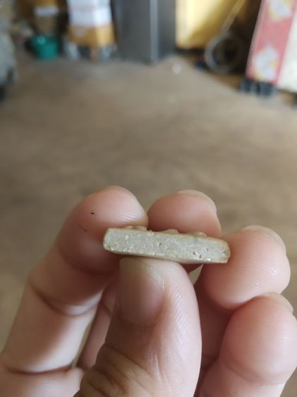 พระเนื้อผงน้ำมันพิมพ์เล็ก(พระพิมพ์พระนางพญาหลังเรียบ(270306)(ไม่ทราบพระเกจิที่สร้าง))พระบ้านพระเครื่องรางของมงคล รูปที่ 17