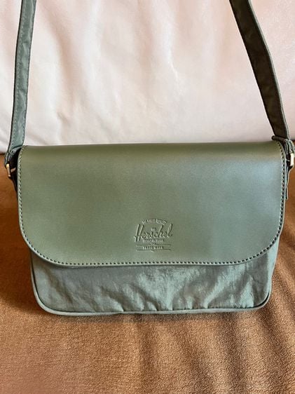 กระเป๋า Herschel Supply รุ่น Orion Handbag สี Ivy Green รูปที่ 8