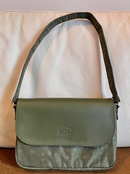 กระเป๋า Herschel Supply รุ่น Orion Handbag สี Ivy Green รูปที่ 2
