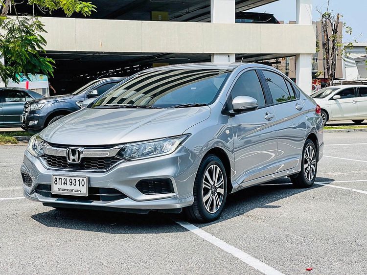Honda City 2018 1.5 V Sedan เบนซิน ไม่ติดแก๊ส เกียร์อัตโนมัติ เทา
