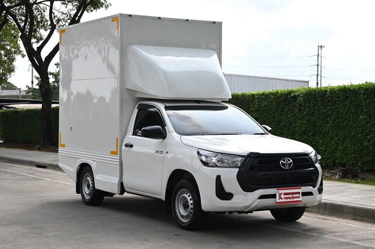 Toyota Hilux Revo 2024 2.4 Entry Pickup ดีเซล เกียร์ธรรมดา ขาว