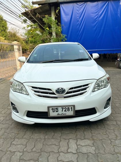 รถ Toyota Altis 1.6 E CNG สี ขาว