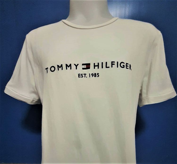 Tommy Hilfiger Logo T-Shirt Snow White รูปที่ 2