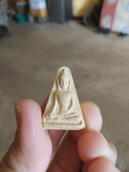 พระเนื้อผงผสมว่าน(พระพิมพ์พระผงสุพรรณหลังเรียบ(280308)(ไม่ทราบพระเกจิที่สร้าง)(พระใหม่))พระบ้านพระเครื่องรางของมงคล รูปที่ 2