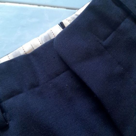 60s Worsted Suiting
Deep Navy 
single pleated 
sport trousers
made in U.S.A.
w32 🔵🔵🔵 รูปที่ 3