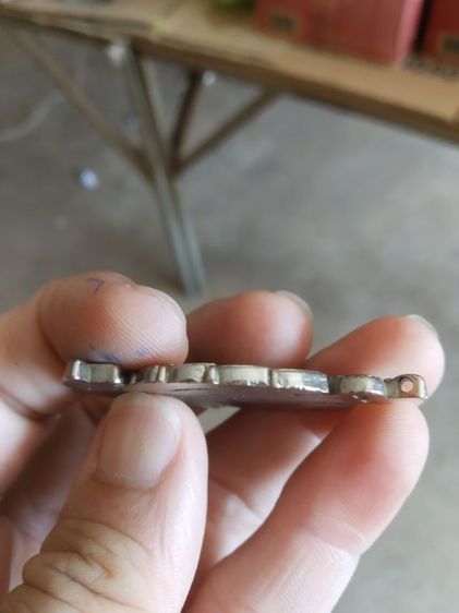 ตราประทับเนื้อโลหะ(ตราประจำกองตำรวจฮ่องกงเนื้อโลหะสีเงิน(1969-1997)(ศตวรรษที่19))ของสะสมหรือเอาไว้โชว์ รูปที่ 11