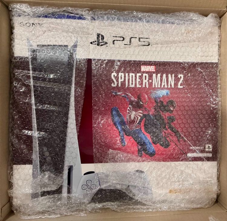 Sony เครื่องเกมส์โซนี่ เพลย์สเตชั่น เชื่อมต่อไร้สายได้ PlayStation 5 (PS5) Ultra HD Blu-ray Spider-Man 2 Bundle รุ่น ASIA-00462