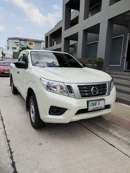 Nissan Navara 2020 2.5 S King Cab Pickup ดีเซล ไม่ติดแก๊ส เกียร์ธรรมดา ขาว