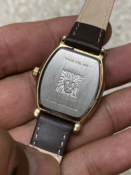 นาฬิกายี่ห้อ ANNA KLEIN   ควอทซ์  ของแท้มือสอง ทองสวย สายเปลี่ยนใหม่  650฿ รูปที่ 2