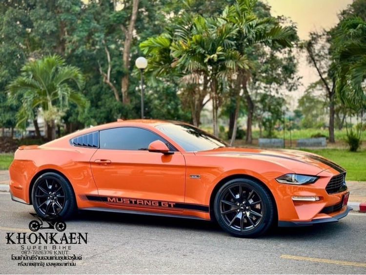 รถ Ford Mustang 2.3 Ecoboost High Performance สี ส้ม