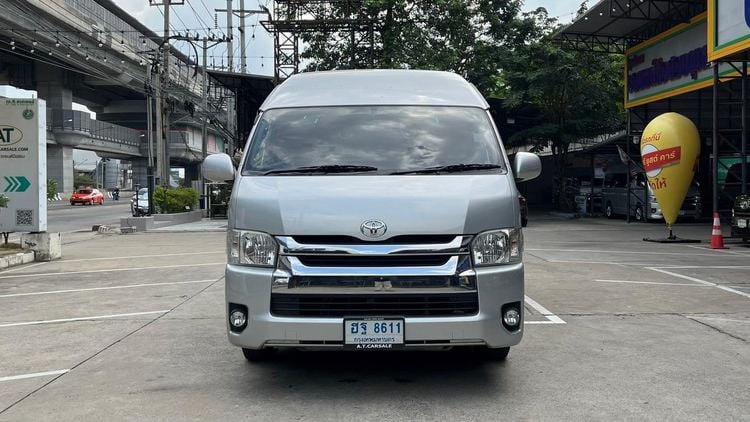 Toyota Commuter 2018 3.0 Van ดีเซล ไม่ติดแก๊ส เกียร์ธรรมดา เทา รูปที่ 3