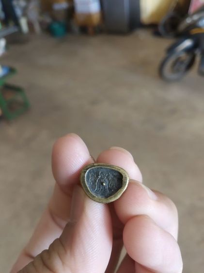 พระเนื้อทองเหลืองผสมพิมพ์เล็ก(พระรูปหล่อสมเด็จพุฒาจารย์โตพรหมรังสีวัดระฆังโฆสิตาราม(รุ่นอนุสรณ์118ปี)(กรุงเทพฯปี2533))พระเครื่องรางของมงคล รูปที่ 15