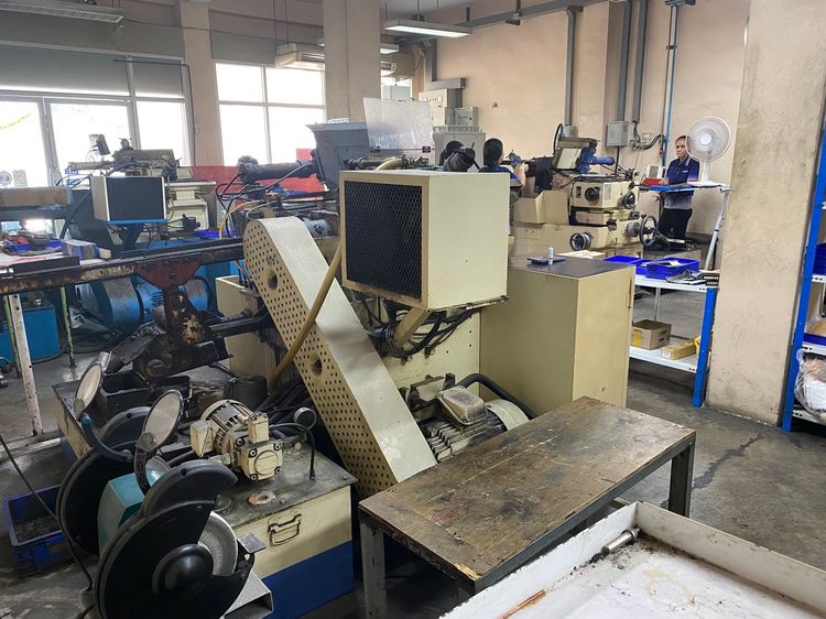 ขายเครื่องเจียร์ไร้ศูนย์ Used Centerless Machine Jainnher JHC18 ครบชุด ใช้งานได้ดี คุมค่าได้ 0.002 mm. รูปที่ 6