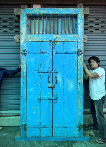 ประตูไม้สวยๆบานสองชั้นสีฟ้าวินเทจ รูปที่ 15