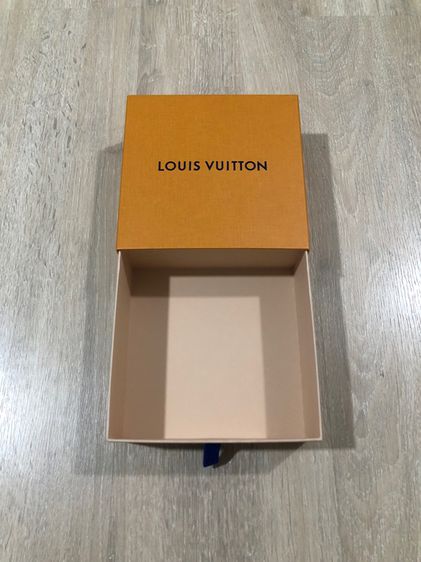 กล่องแบรนด์เนม กล่องหลุยวิตตอง Louis Vuitton รูปที่ 4