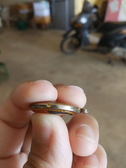 พระเหรียญ(เหรียญล็อกเก็ตพระหลวงปู่มั่นภูริทัตโตหลังพระหลวงตามหาบัวญาณสัมปันโน(ไม่ทราบรุ่น))พระบ้านพระเครื่องรางของมงคล รูปที่ 11