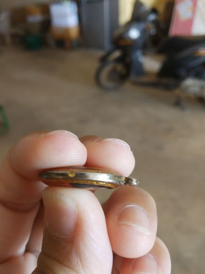 พระเหรียญ(เหรียญล็อกเก็ตพระหลวงปู่มั่นภูริทัตโตหลังพระหลวงตามหาบัวญาณสัมปันโน(ไม่ทราบรุ่น))พระบ้านพระเครื่องรางของมงคล รูปที่ 12