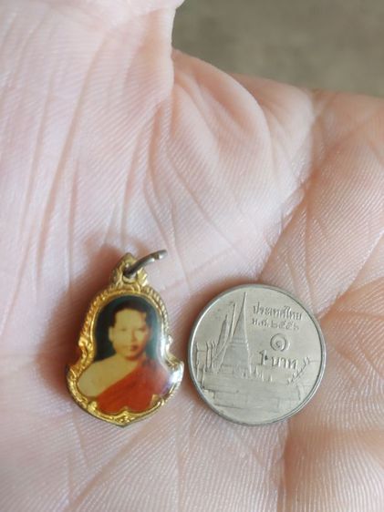 พระเหรียญ(เหรียญล็อกเก็ตพระหลวงพ่อท่านคล้ายวัดสวนขันหลังพระหลวงพ่อจำเนียร(วัดถ้ำเสือ)(ล็อกเก็ตสองหน้า)(จังหวัดกระบี่))เครื่องรางของมงคล รูปที่ 12