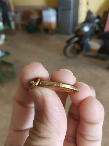 พระเหรียญ(เหรียญล็อกเก็ตพระหลวงพ่อใหญ่หลังพระนางกวักเก่า(ไม่ทราบอายุหรือพระเกจิที่สร้าง))พระบ้านพระเครื่องรางของมงคล รูปที่ 15