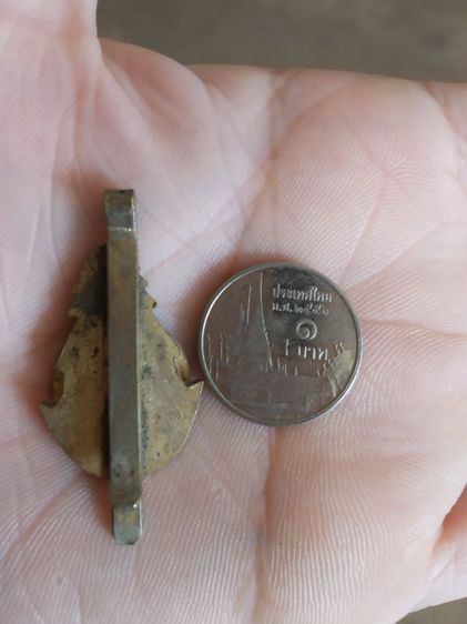 พระเครื่อง(แหมบรูปเหมือนพระสัมมาสัมพุทธเจ้า(ไม่รู้ที่มาไม่ทราบพระเกจิที่สร้าง))พระบ้านหาเครื่องรางของมงคล รูปที่ 10