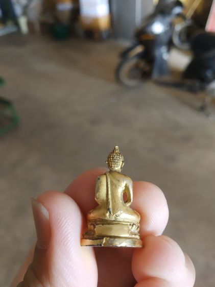 พระเนื้อกะไหล่ทองพิมพ์เล็ก(พระรูปหล่อพิมพ์พระพุทธเนื้อกะไหล่ทอง(300308)(ไม่รู้ที่มาไม่ทราบพระเกจิที่สร้าง))พระบ้านพระเครื่องรางของมงคล รูปที่ 5