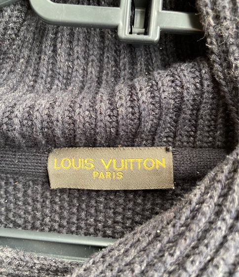 Louis Vuitton sweater  รูปที่ 3
