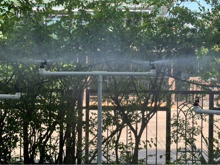 ขาย ชุดสำเร็จสปริงเกอร์พ่นฝอยน้ำ ลดฝุ่น(PM2.5) ลดความร้อน สร้างความชุ่มชื่น ให้กับสวนหรือสนามหญ้า รูปที่ 2