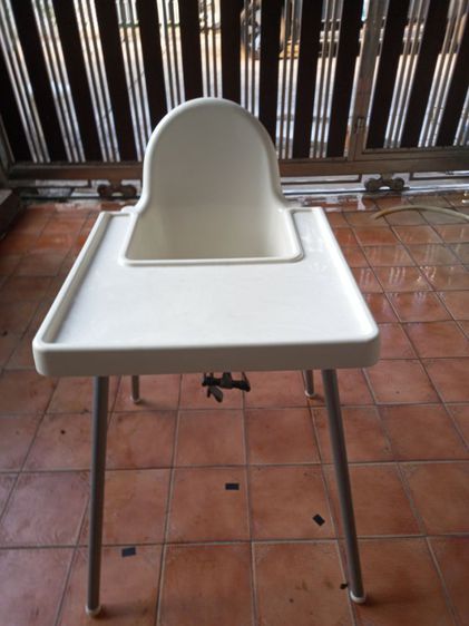 เก้าอี้สูงพร้อมถาดวางอาหารสำหรับเด็ก รูปที่ 4