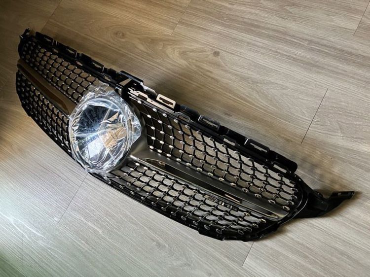 Benz W205 Diamond AMG ดาว Benz กระจก กระจัง รุ่นมีกล้อง และ รุ่นไม่มีกล้องหน้า ใส่ C Class Coupe และ Sedan รูปที่ 11