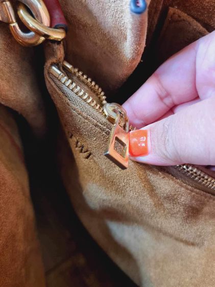 กระเป๋า Loewe Gate ของแท้ รูปที่ 7