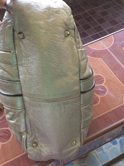 กระเป๋าถือ Chole แท้ สีเมทาลิค รูปที่ 7